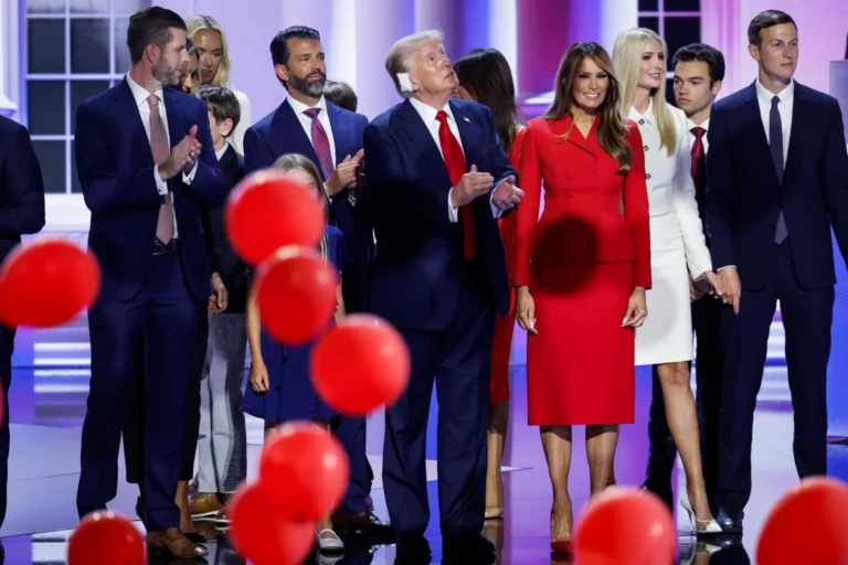 Trump sugjeron një dinasti politike, vë në dukje ‘shumë të aftët’ Eric, Donald Jr. dhe Lara